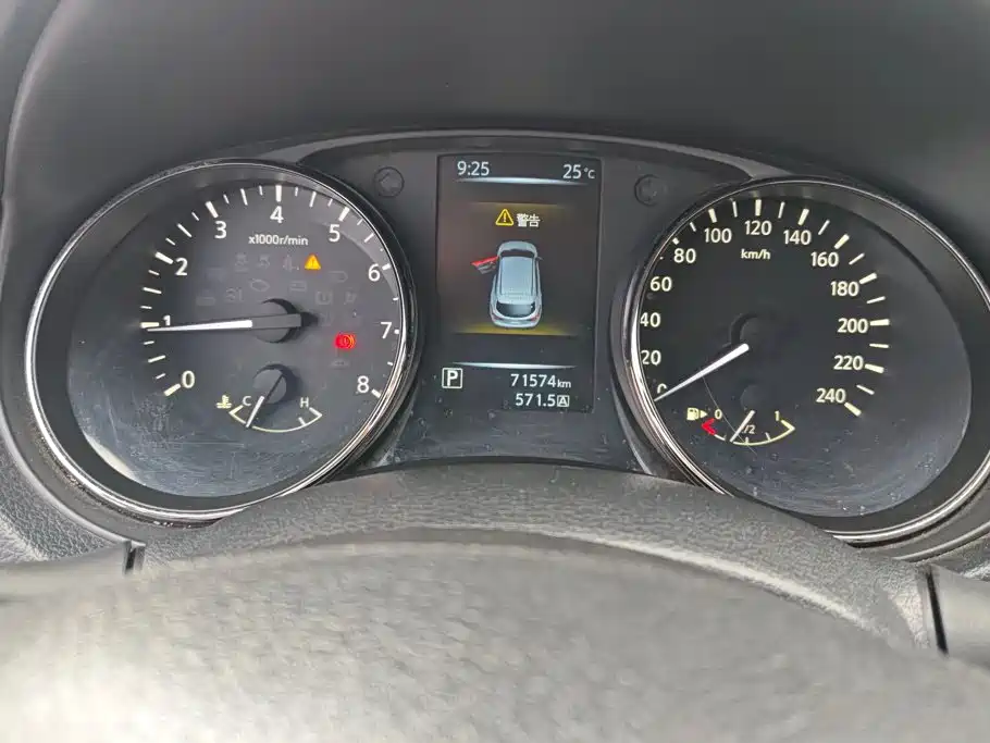 Nissan Qashqai — миниатюра 14