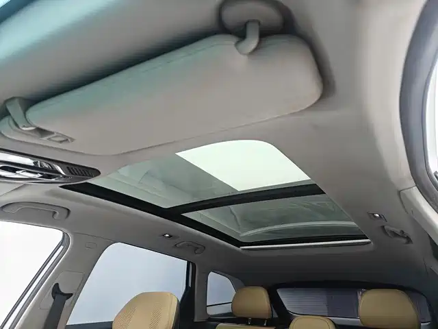 Geely Boyue L L 2023 1.5TD DCT Luxury