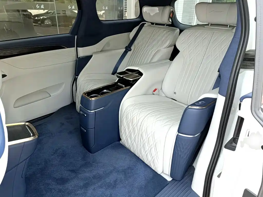 Buick GL8 — миниатюра 17