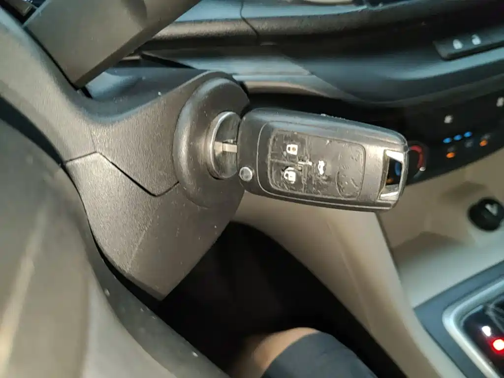 Buick Excelle — миниатюра 9