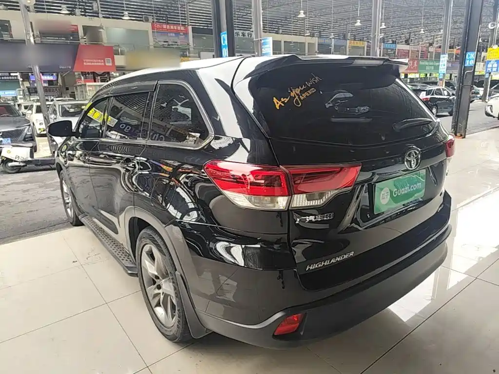 Toyota Highlander — миниатюра 5