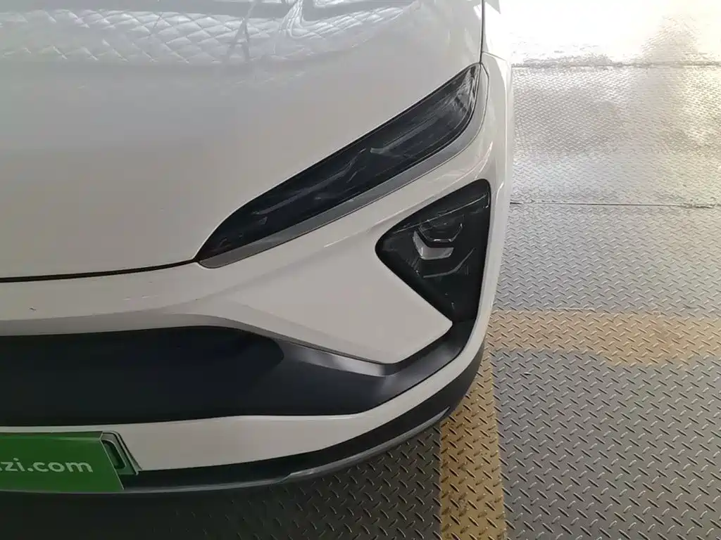 NIO EC6 — миниатюра 24
