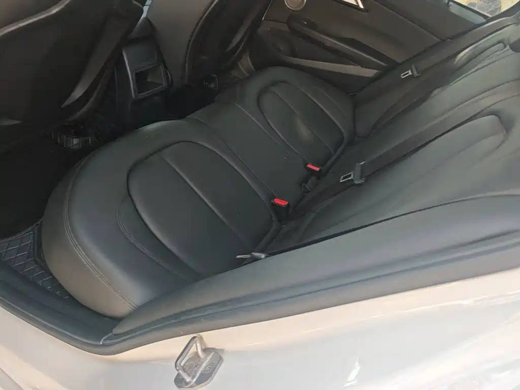 BMW 1 Series — миниатюра 17