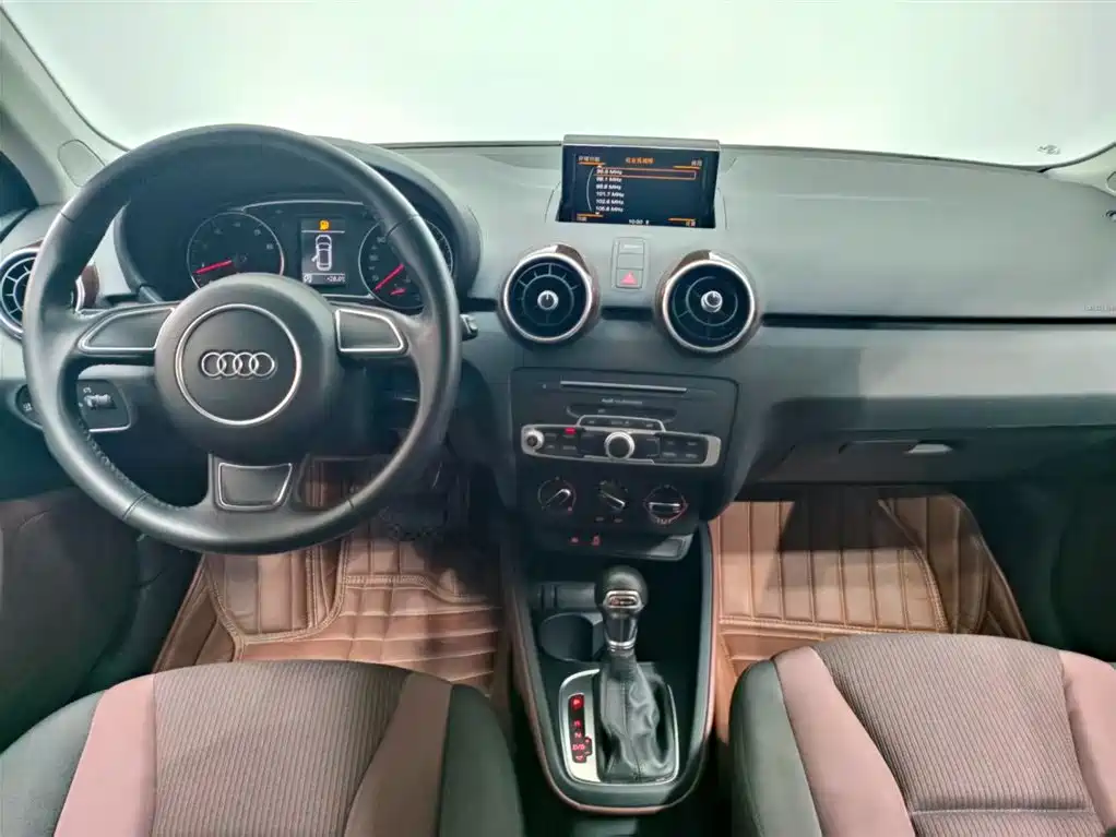 Audi A1 2016 30 TFSI Sportback Design