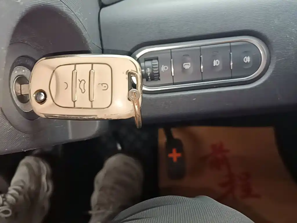 Baojun E100 — миниатюра 9