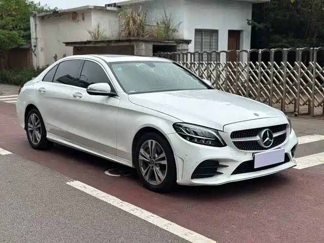 MERCEDES BENZ C CLASS