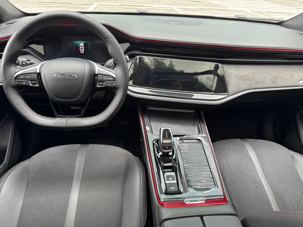 DONGFENG YI HYUN MAX