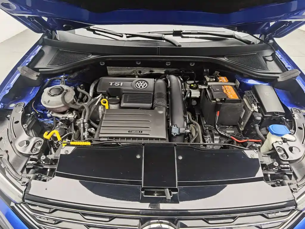 Volkswagen T-Roc — миниатюра 6