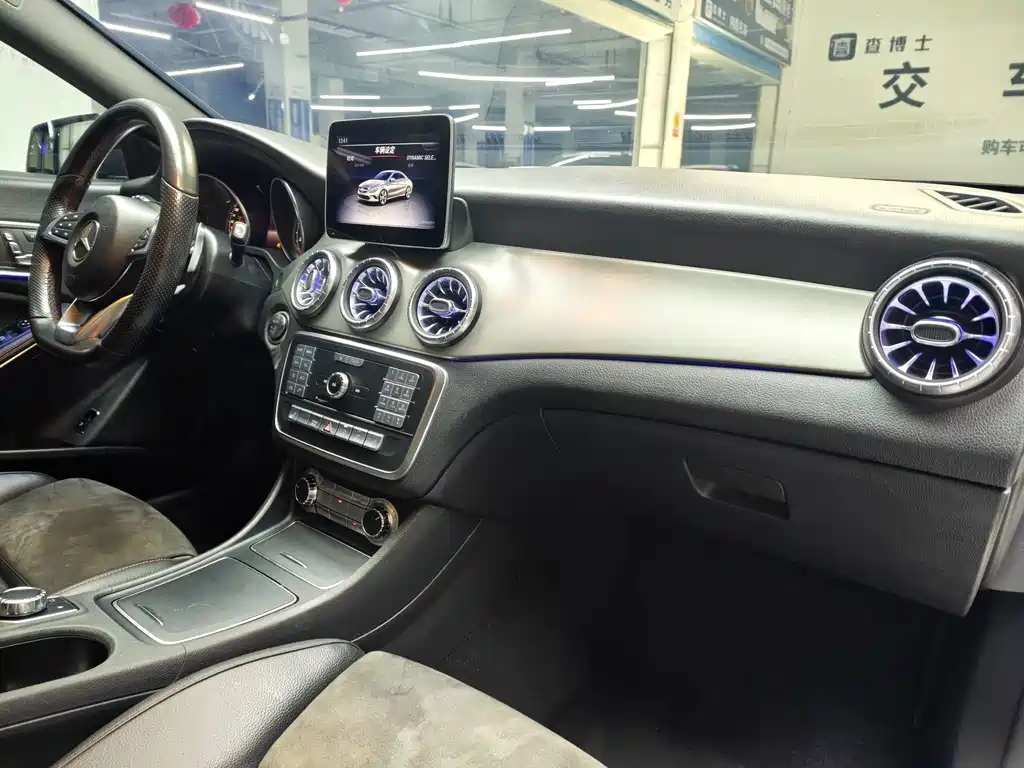 Mercedes-Benz CLA (Import) — миниатюра 10