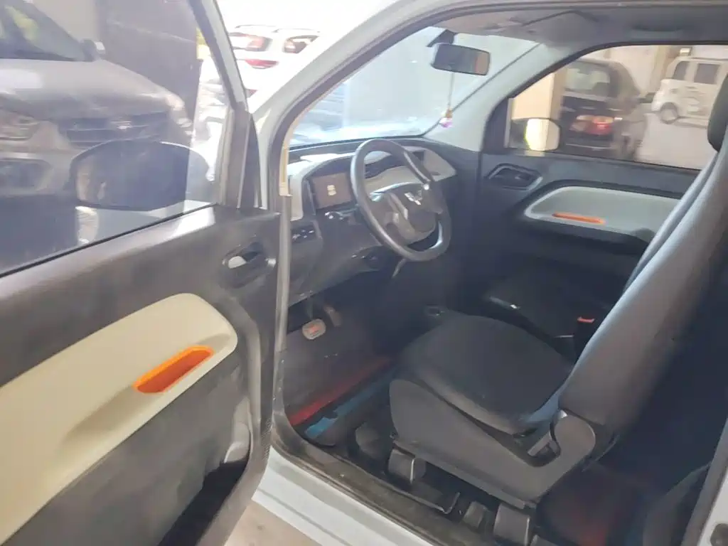 Wuling MINIEV — миниатюра 16