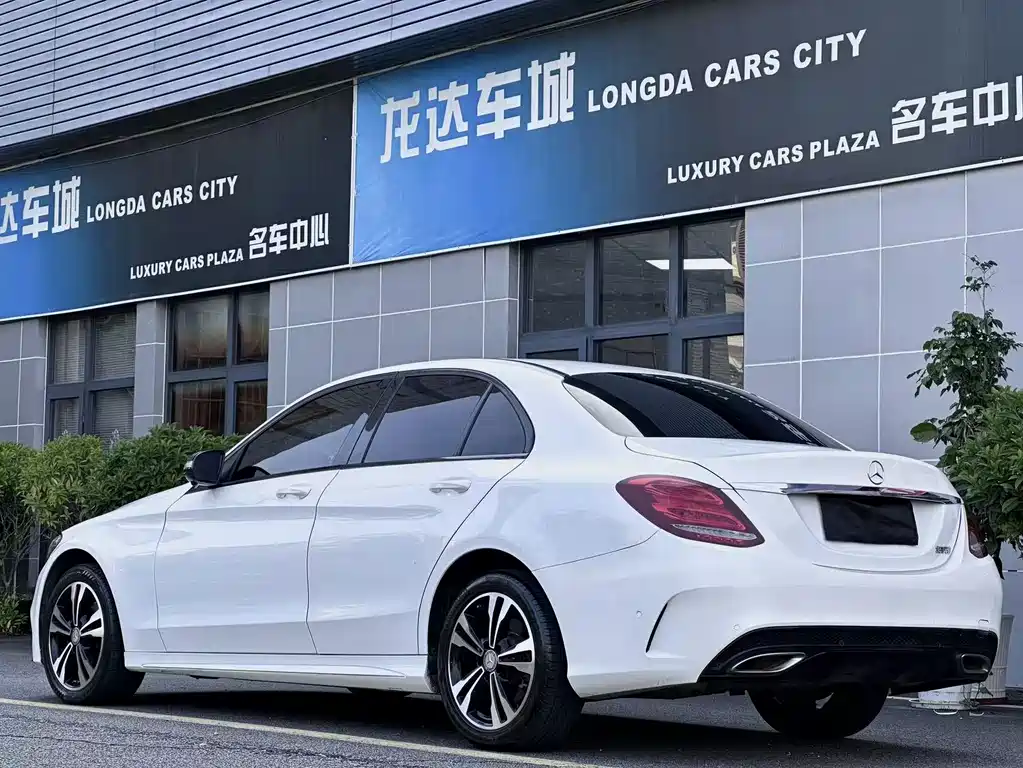 Mercedes-Benz C-Class — миниатюра 9