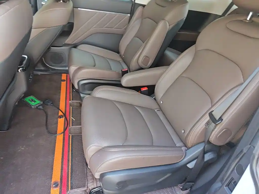Wuling Xingguang 730 New Energy — миниатюра 17
