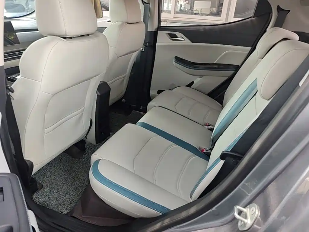 BYD Yuan Pro — миниатюра 17
