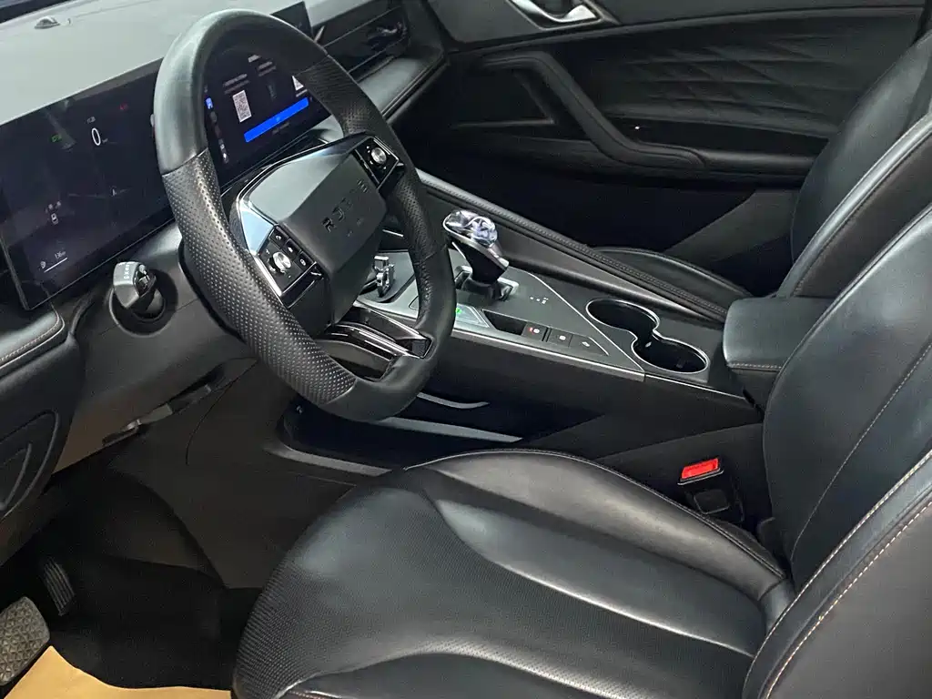 Roewe RX5 — миниатюра 10