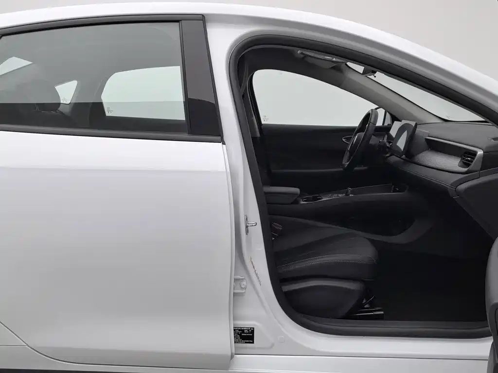 BYD Seal 05 DM-i — миниатюра 23