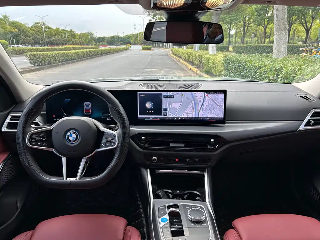 BMW i3 — миниатюра 11