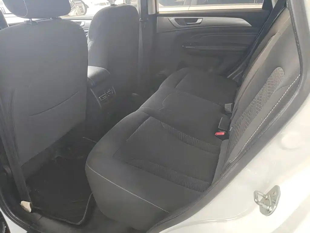 Haval M6 — миниатюра 17