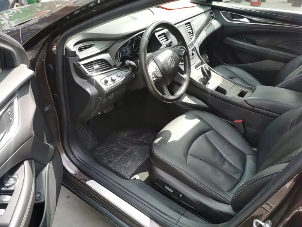 Buick LaCrosse — миниатюра 16