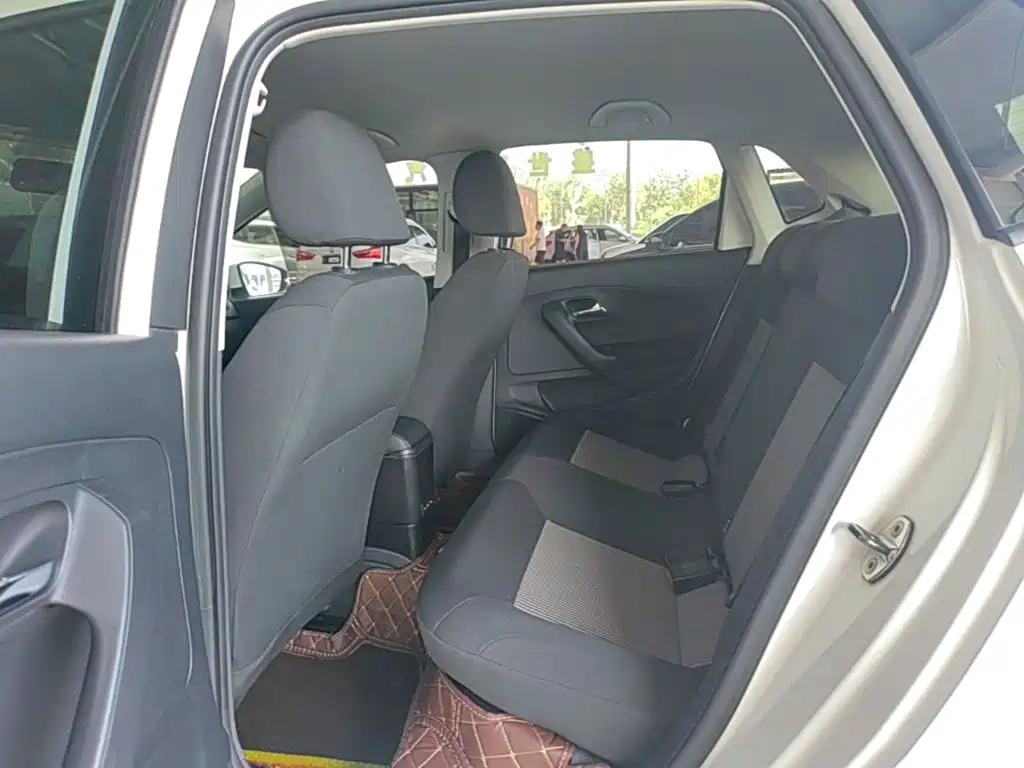 Volkswagen Polo — миниатюра 17
