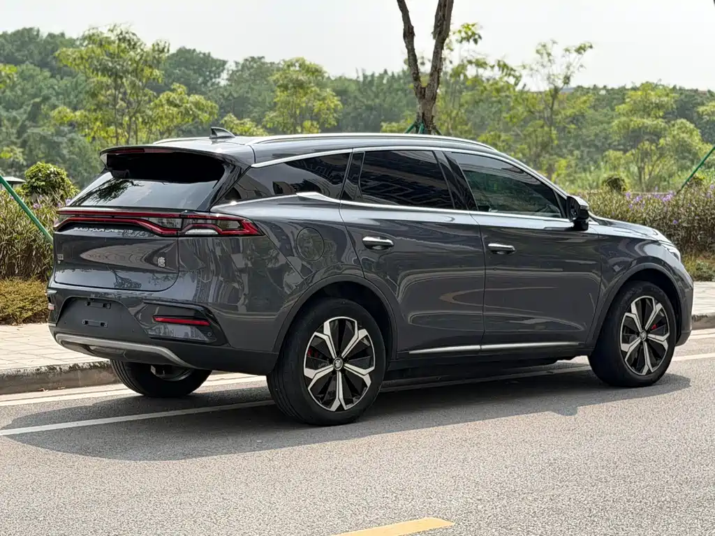 BYD Tang New Energy — миниатюра 3
