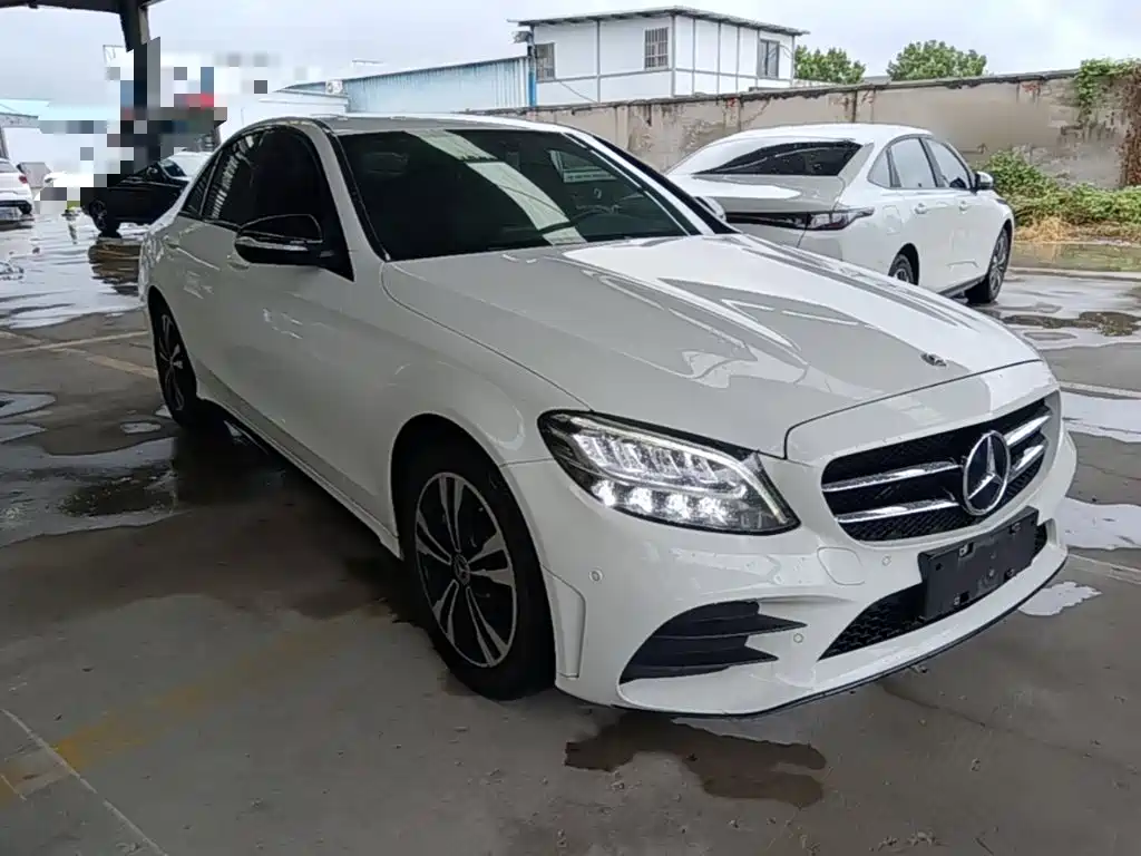 Mercedes-Benz C-Class — миниатюра 4