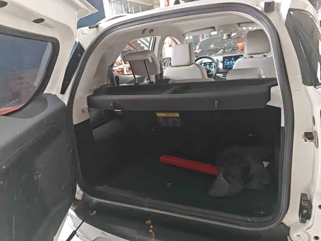 BYD Yuan Pro — миниатюра 19