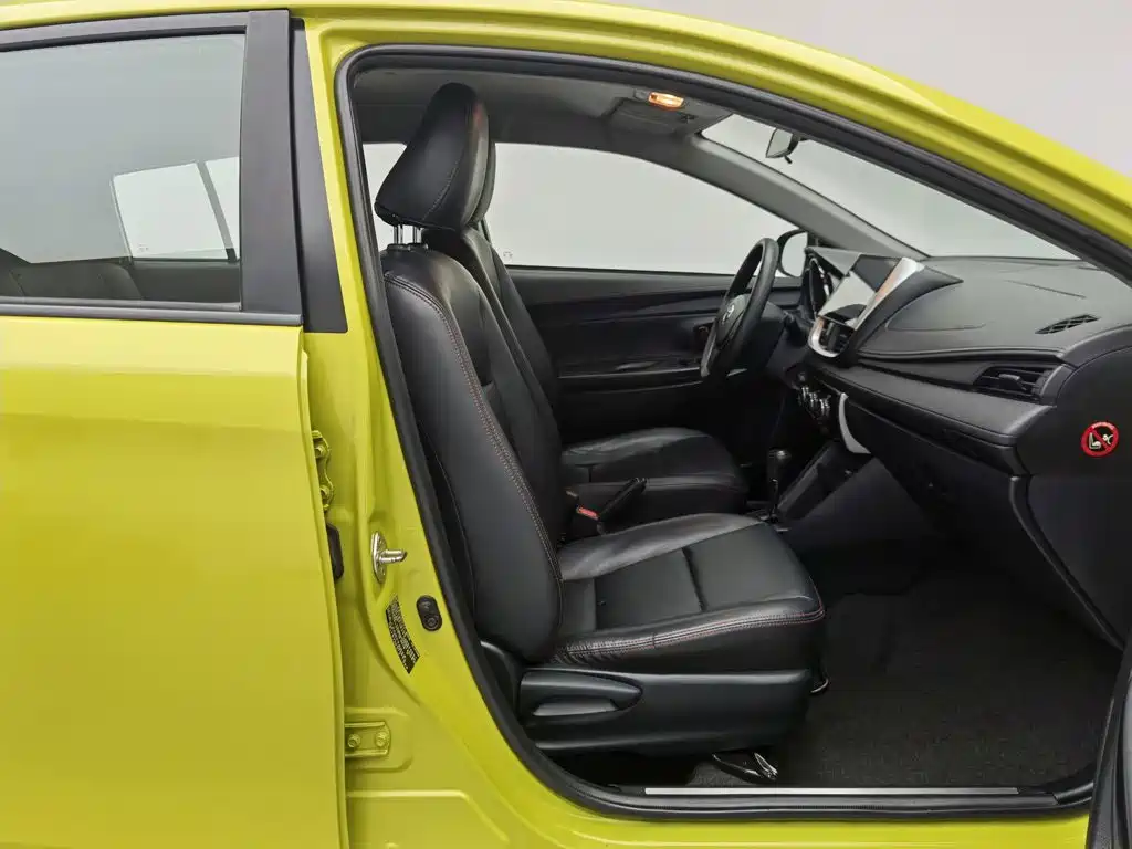 Toyota Yaris L — миниатюра 23