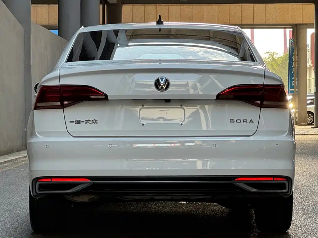 Volkswagen Bora — миниатюра 4