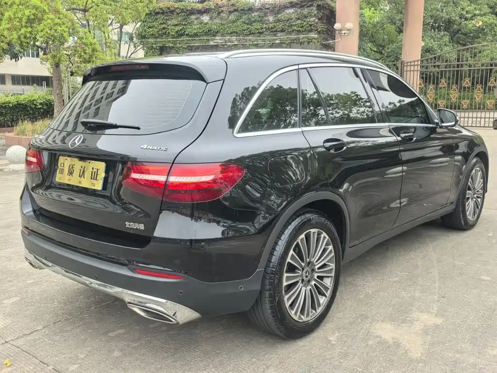 Mercedes-Benz GLC 2017 GLC 200 4MATIC