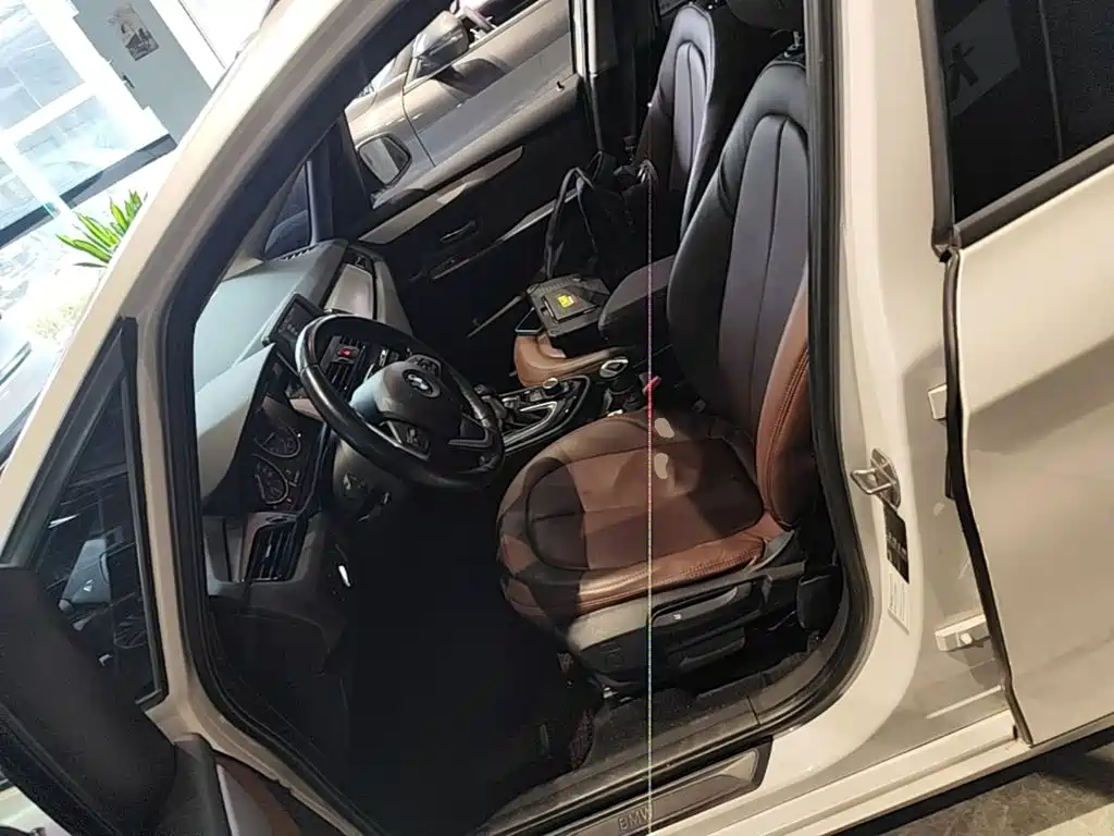 BMW 2 Series Gran Tourer — миниатюра 15