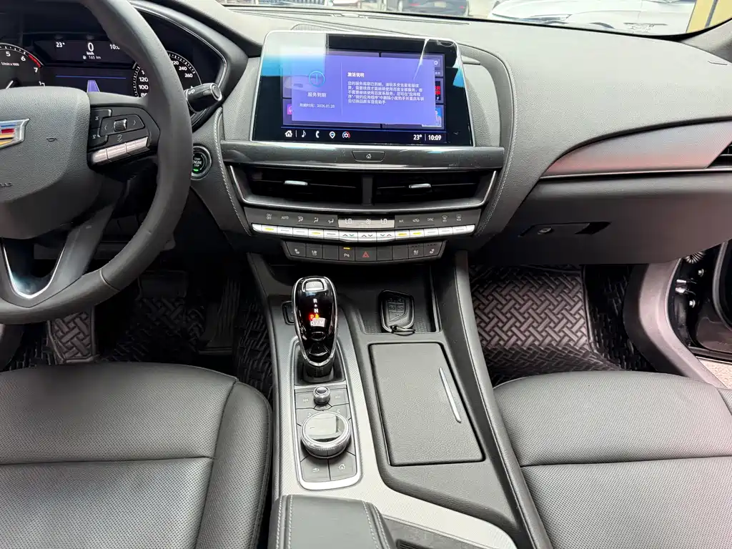 Cadillac CT5 — миниатюра 13
