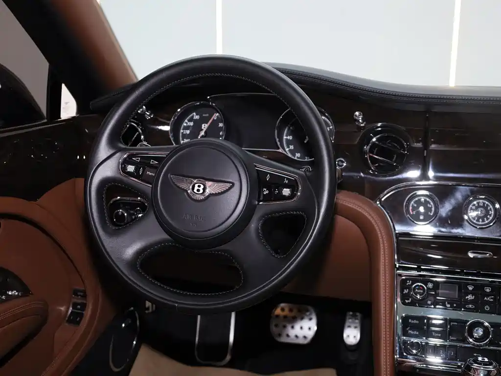 Bentley Mulsanne — миниатюра 11