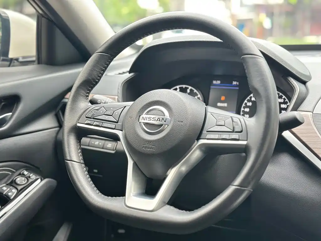 Nissan Teana — миниатюра 22
