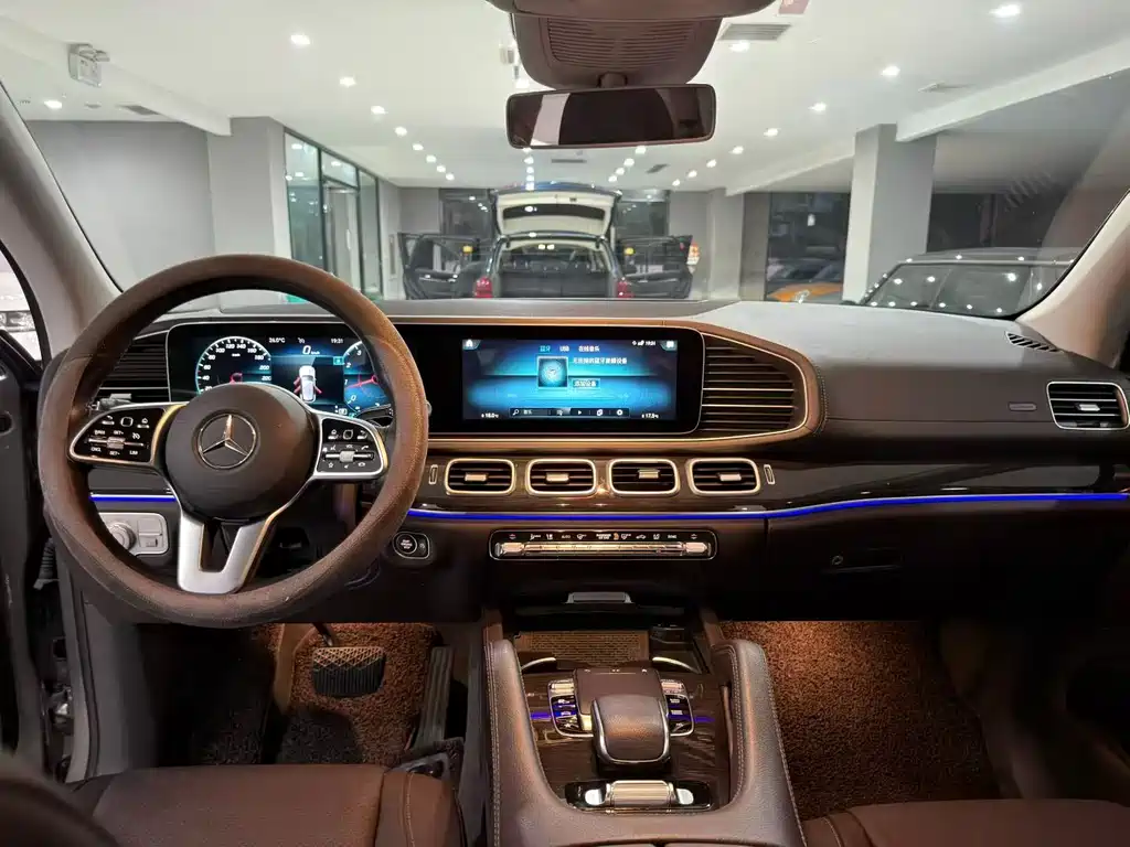 Mercedes-Benz GLE (Import) — миниатюра 5