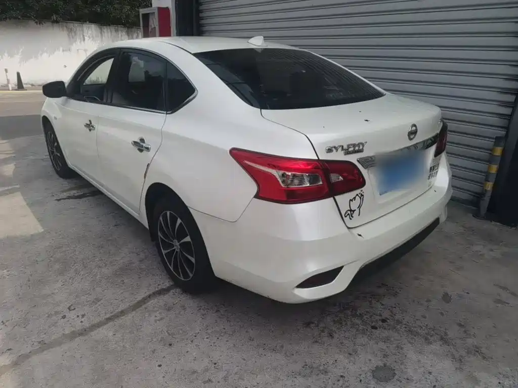 Nissan Sylphy — миниатюра 5