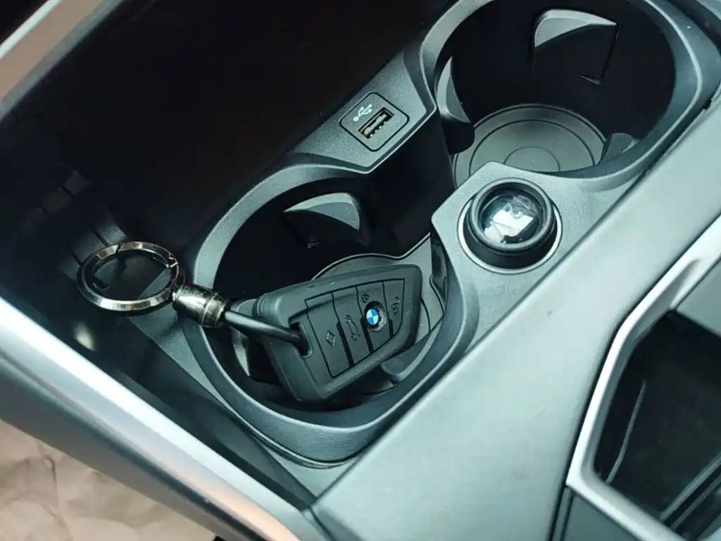 BMW i3 — миниатюра 9