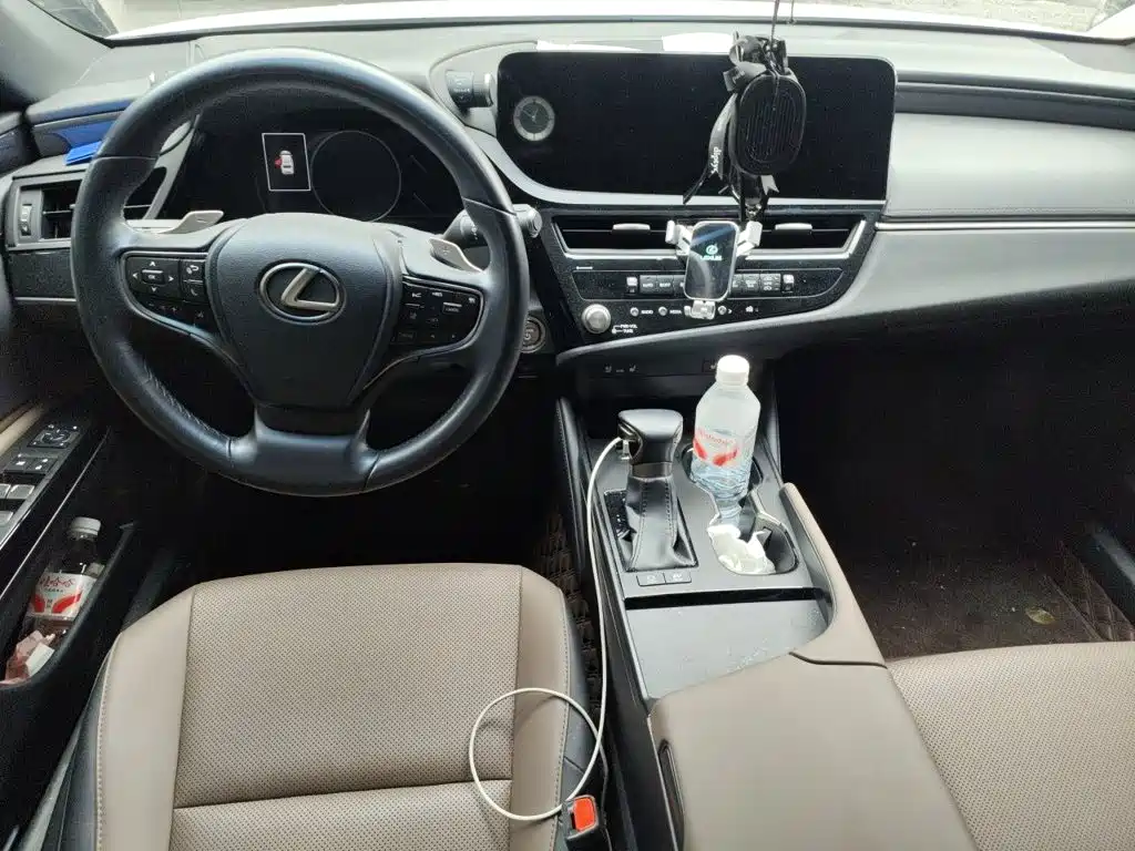 Lexus ES — фотографии объявления, Фото 13