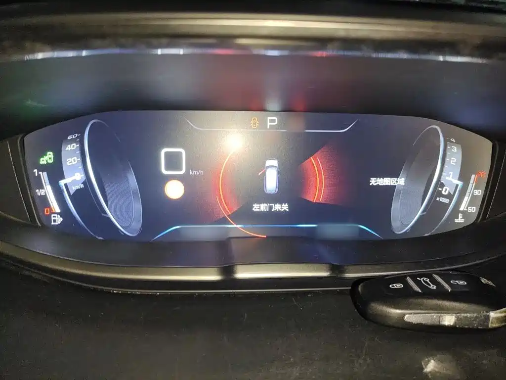 Peugeot 5008 — миниатюра 4