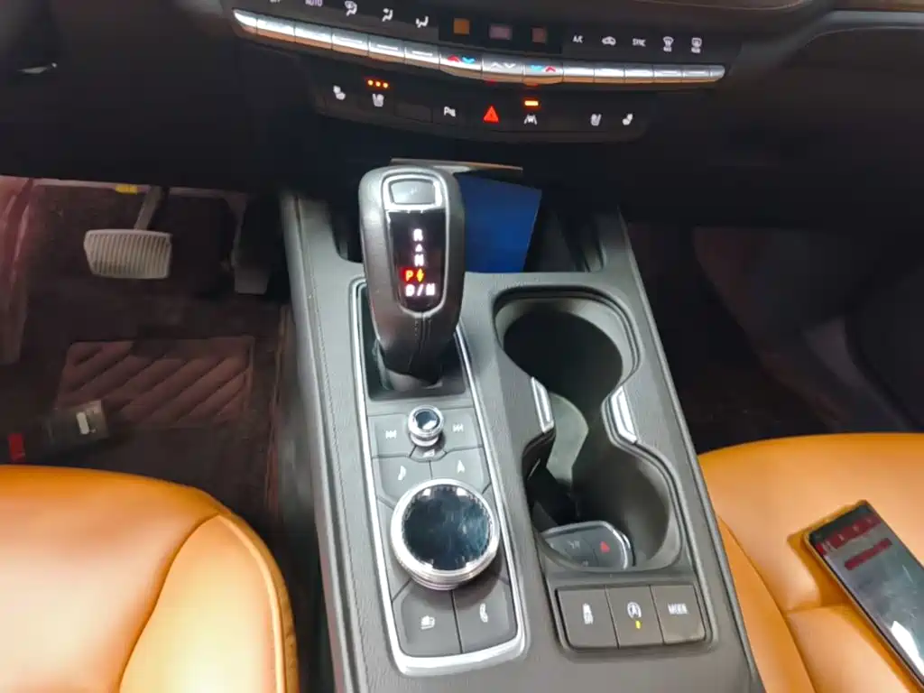 Cadillac XT4 — миниатюра 14