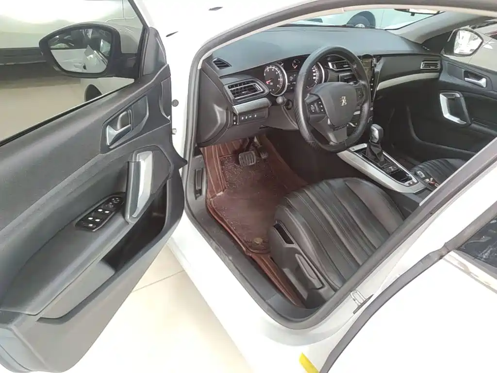 Peugeot 408 — миниатюра 16