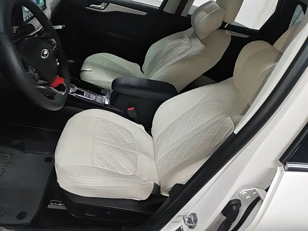 Ford Escape — миниатюра 15