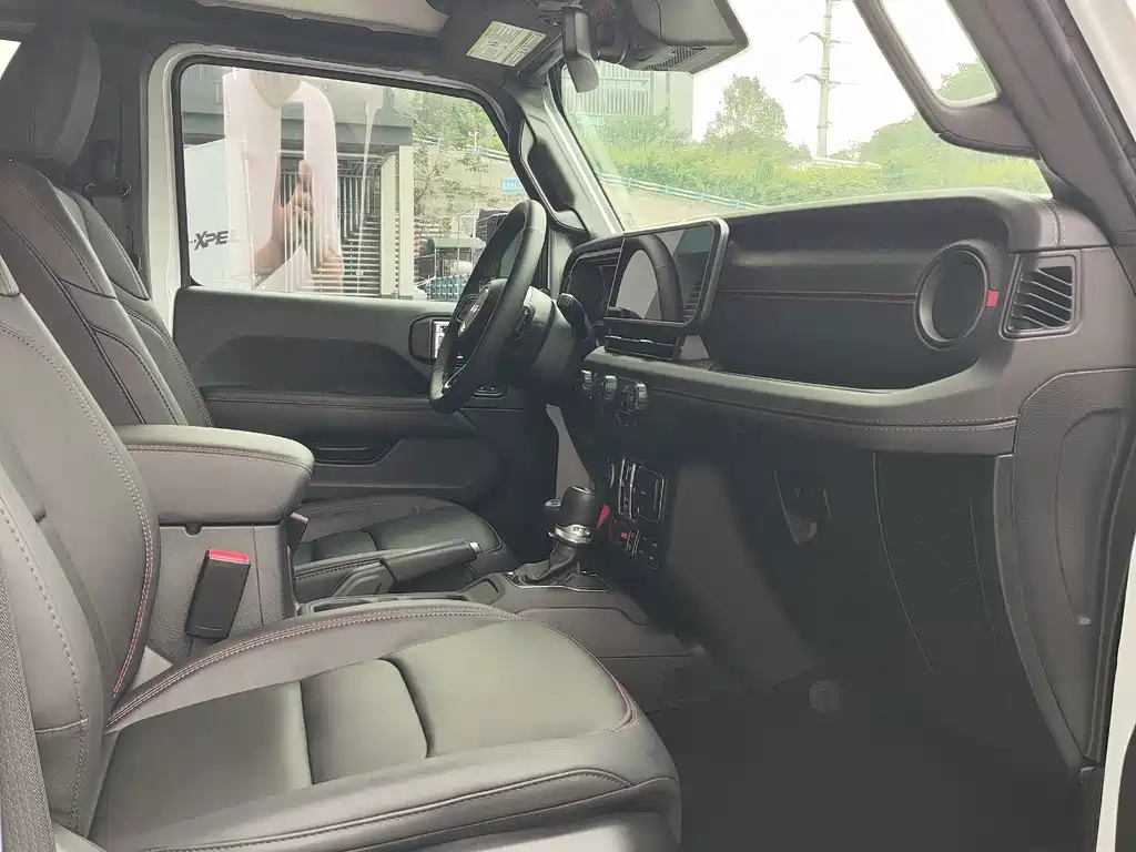 Jeep Wrangler — миниатюра 7