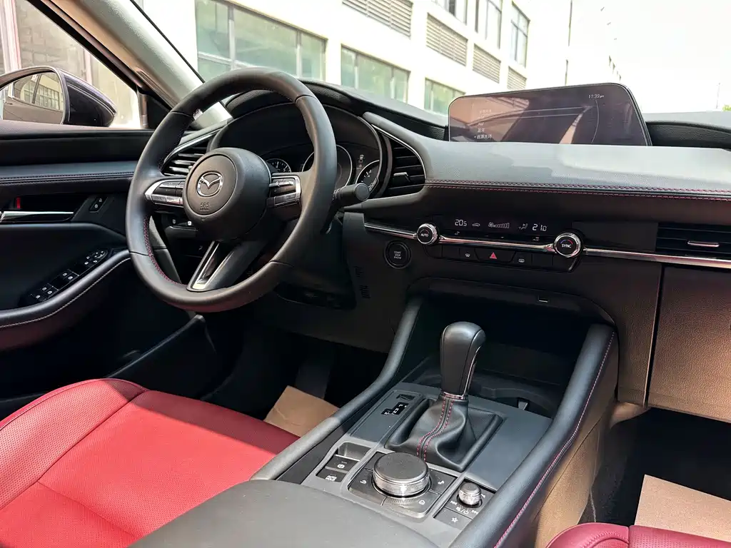 Mazda 3 Axela — миниатюра 7