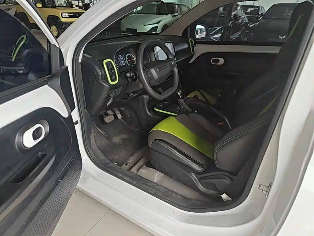 Roewe Clever — миниатюра 16