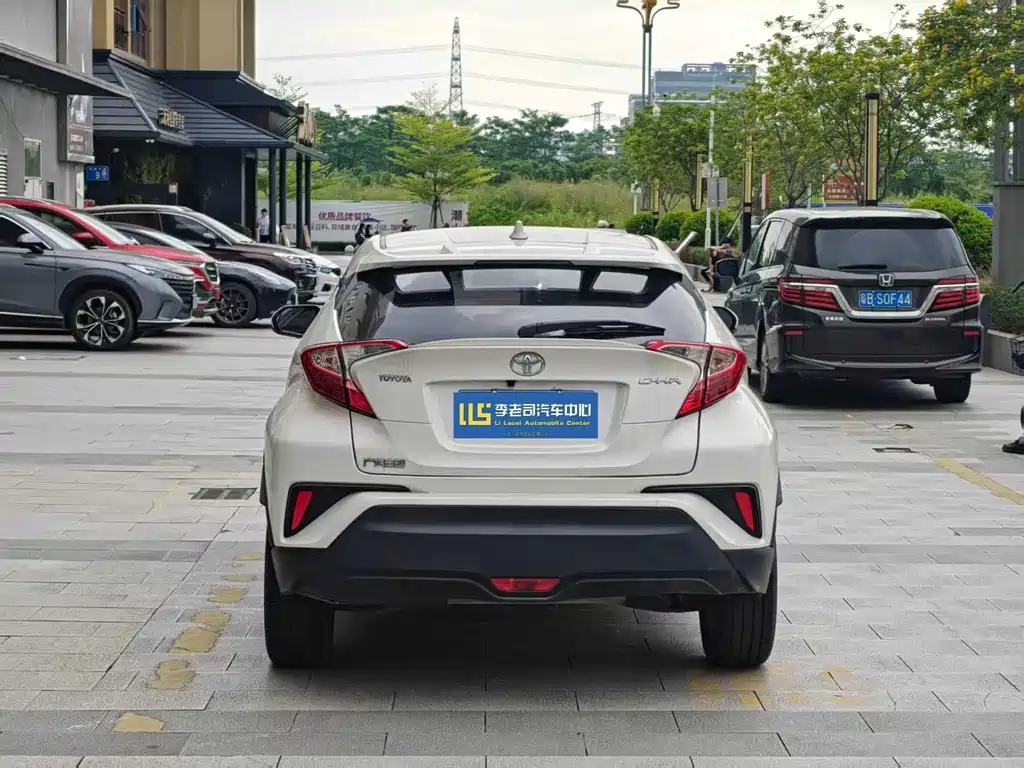 Toyota C-HR — миниатюра 4