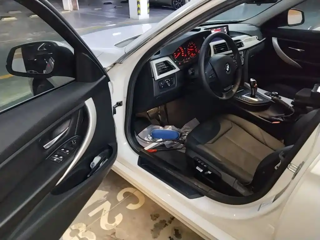 BMW 3 Series — миниатюра 16