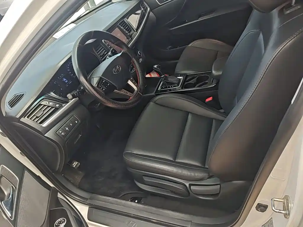 Hyundai Mistra — миниатюра 15