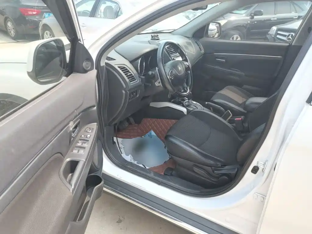 Peugeot 4008 (Import) — миниатюра 16