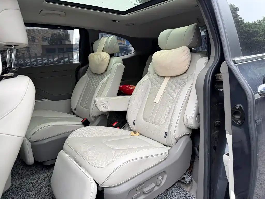 Hyundai Custo — миниатюра 12
