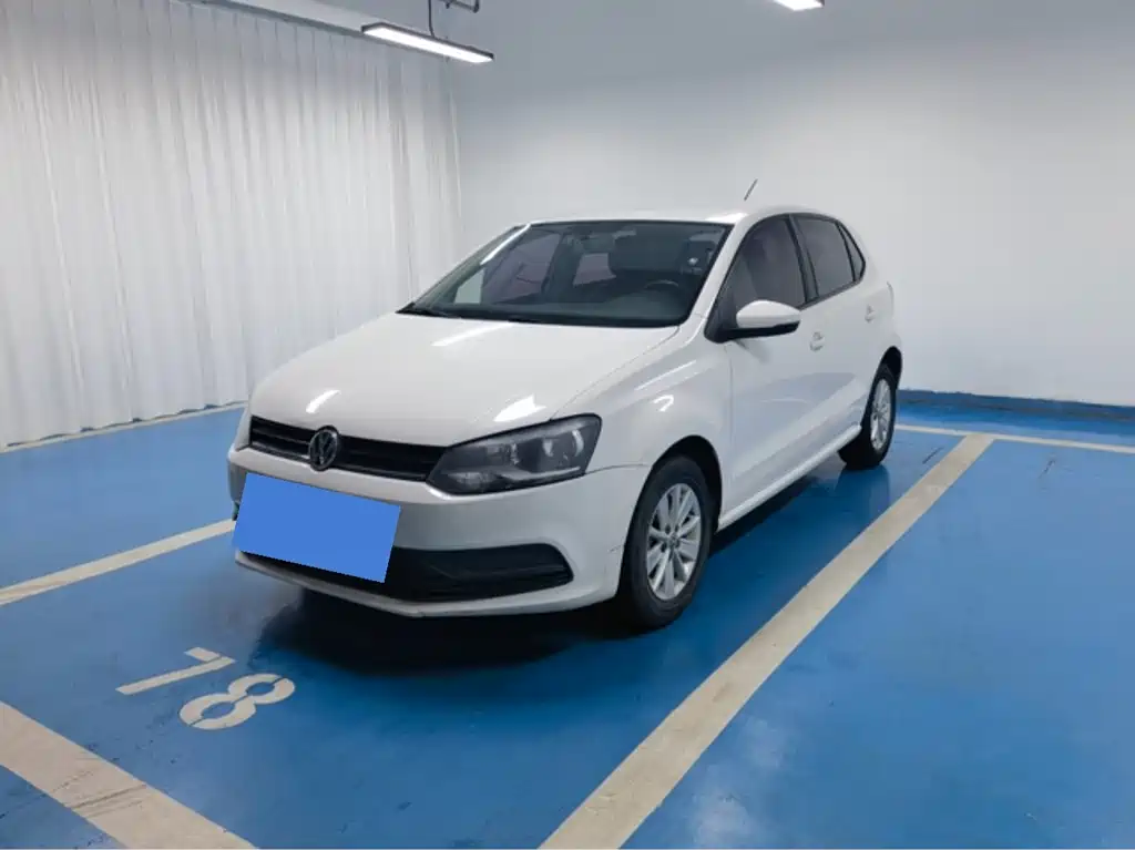 Volkswagen Polo 2016 1.4L MT